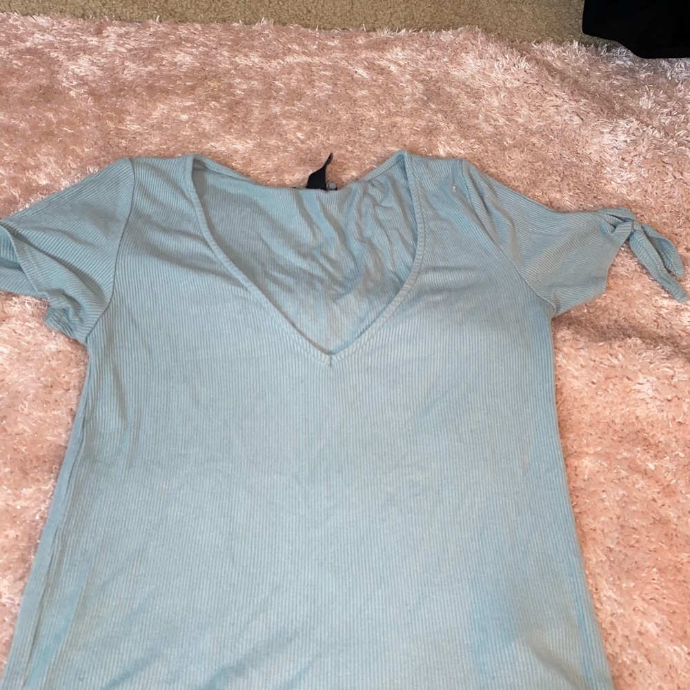 Short sleeve top